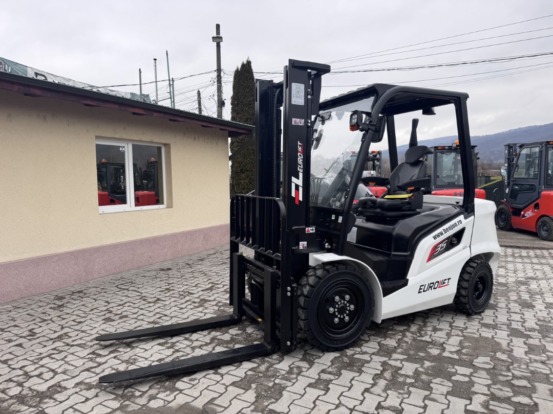 Motostivuitor EuroLift 3.5T Diesel (duplex) NOU 197D (19)